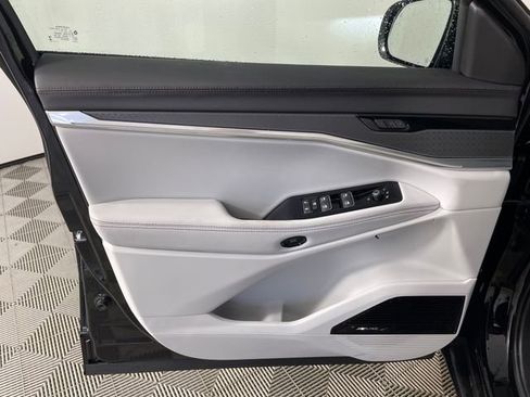 New 2025 Jeep Wagoneer S Limited AWD/4WD image 16
