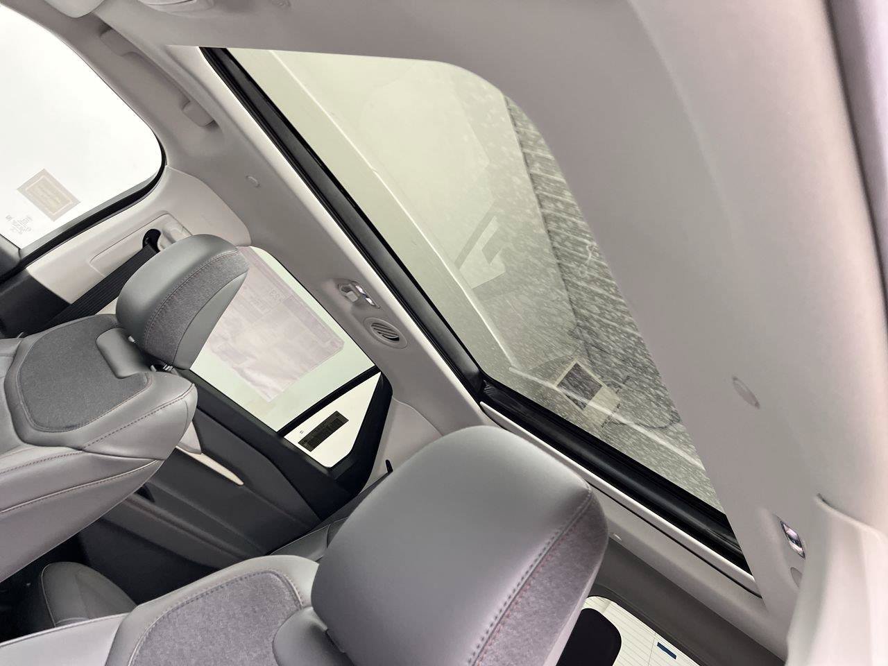New 2026 Ford Explorer Active w/ Active Comfort Package AWD/4WD image 7