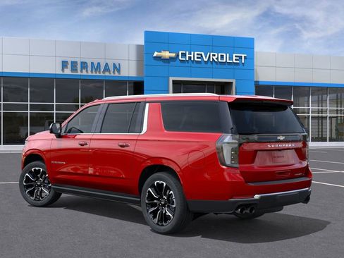 New 2025 Chevrolet Suburban Premier image 4