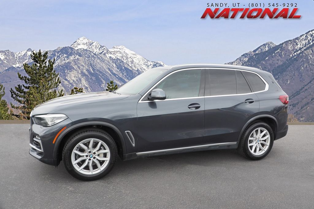 Used 2019 BMW X5 xDrive40i w/ Convenience Package AWD/4WD image 1