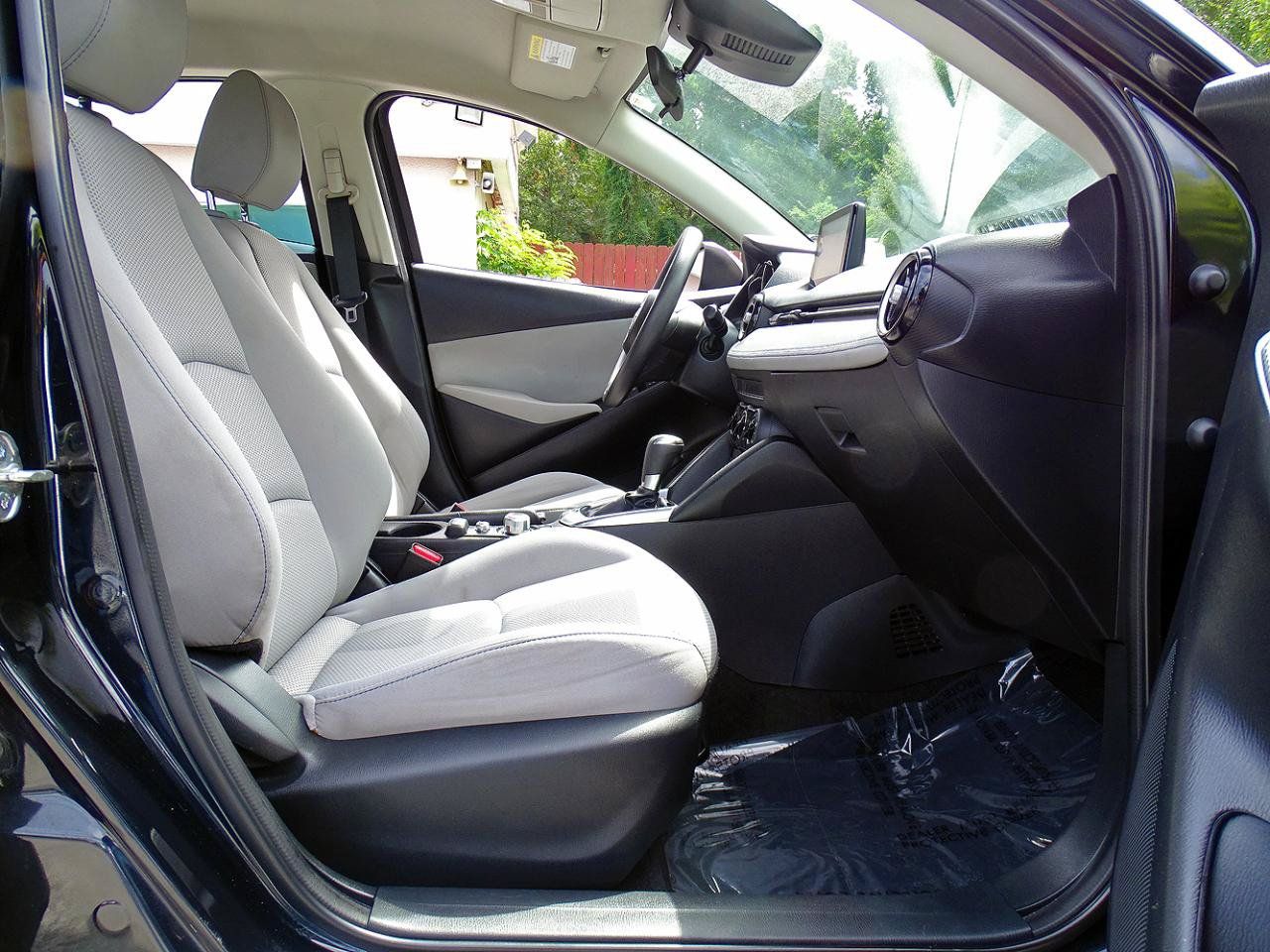 Used 2019 Toyota Yaris LE FWD image 34