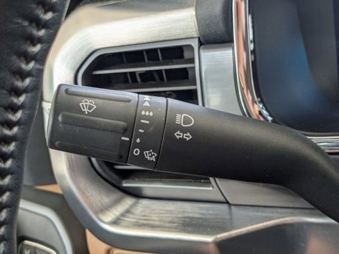 Used 2023 Ford F150 Lariat w/ Equipment Group 502A High image 6