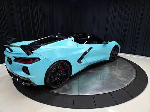 Used 2023 Chevrolet Corvette Stingray Preferred Cpe w/ Z51 Performance Package RWD image 13