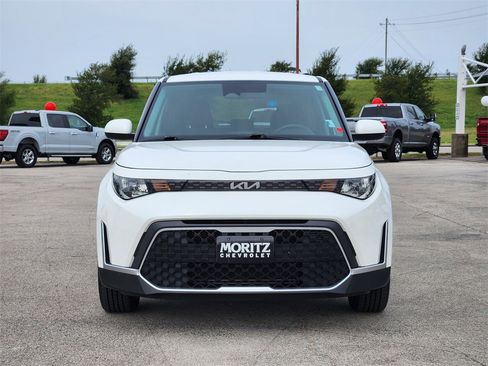 Certified 2023 Kia Soul LX image 2