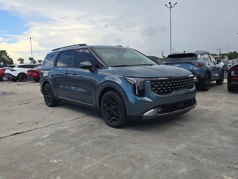 New 2026 Kia Carnival SX Prestige FWD image 2