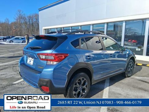 Used 2022 Subaru Crosstrek 2.5i Sport w/ Moonroof Package image 8