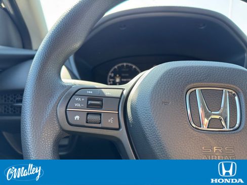 New 2026 Honda HR-V LX image 16