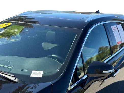 Certified 2025 Cadillac XT5 Premium Luxury image 5