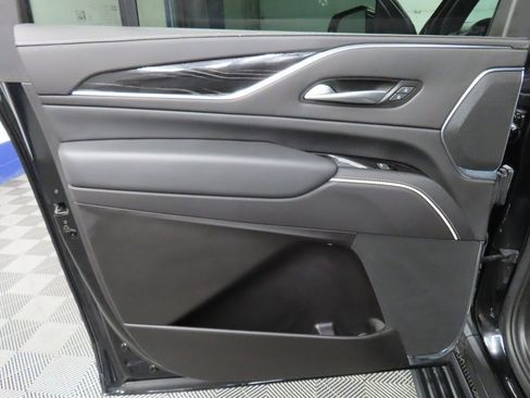 Used 2023 Cadillac Escalade ESV Sport image 80