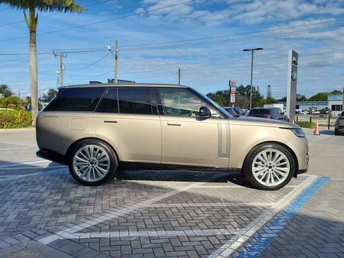 New 2026 Land Rover Range Rover SE AWD/4WD image 6