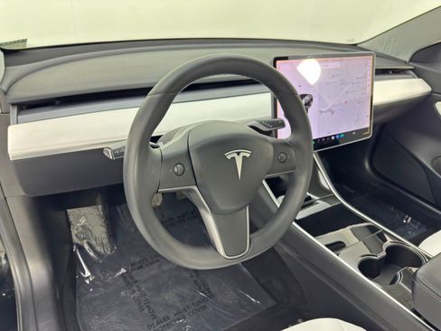 Used 2020 Tesla Model 3 Long Range image 14