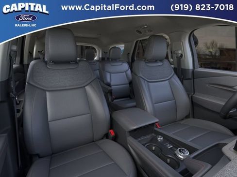 New 2026 Ford Explorer Active w/ Active Comfort Package RWD image 10