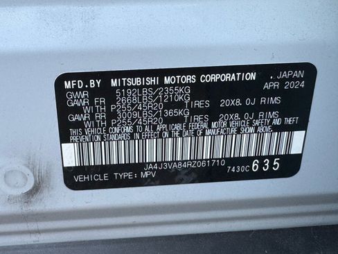 Used 2024 Mitsubishi Outlander SE Black Edition image 13