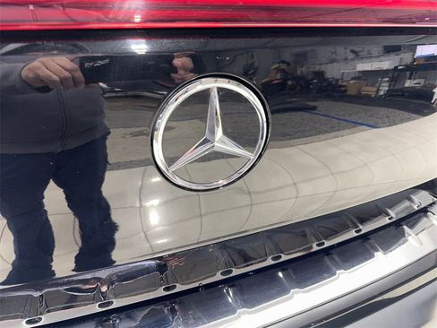 Used 2024 Mercedes-Benz EQB 300 4MATIC w/ Winter Package image 21