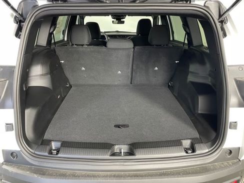 New 2026 Jeep Cherokee Laredo AWD/4WD image 13