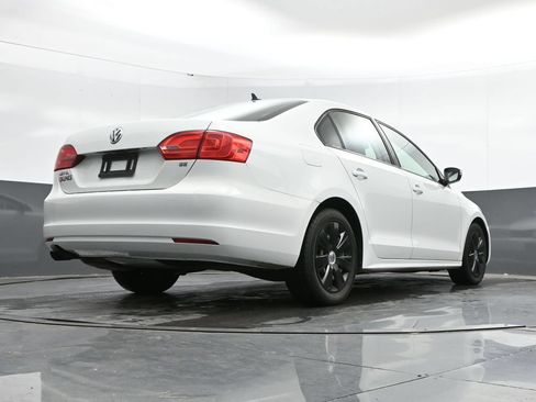 Used 2014 Volkswagen Jetta SE FWD image 29