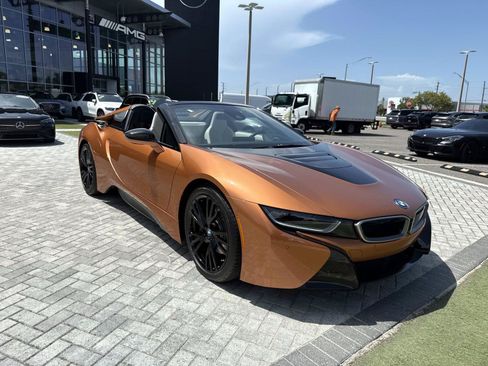 Used 2019 BMW i8 Roadster AWD/4WD image 7
