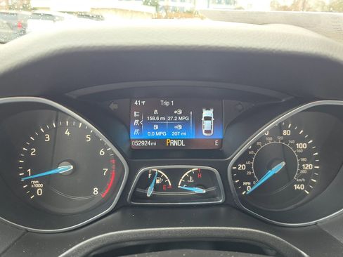 Used 2017 Ford Focus SE image 21