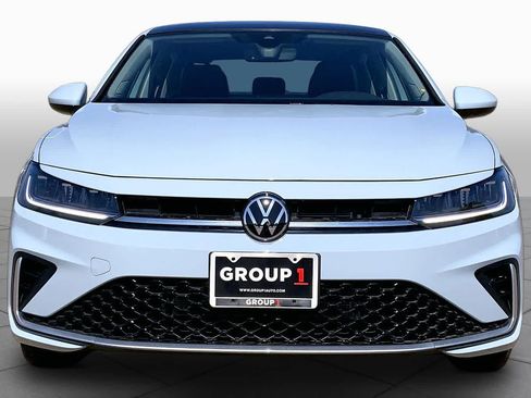 New 2026 Volkswagen Jetta SE FWD image 3