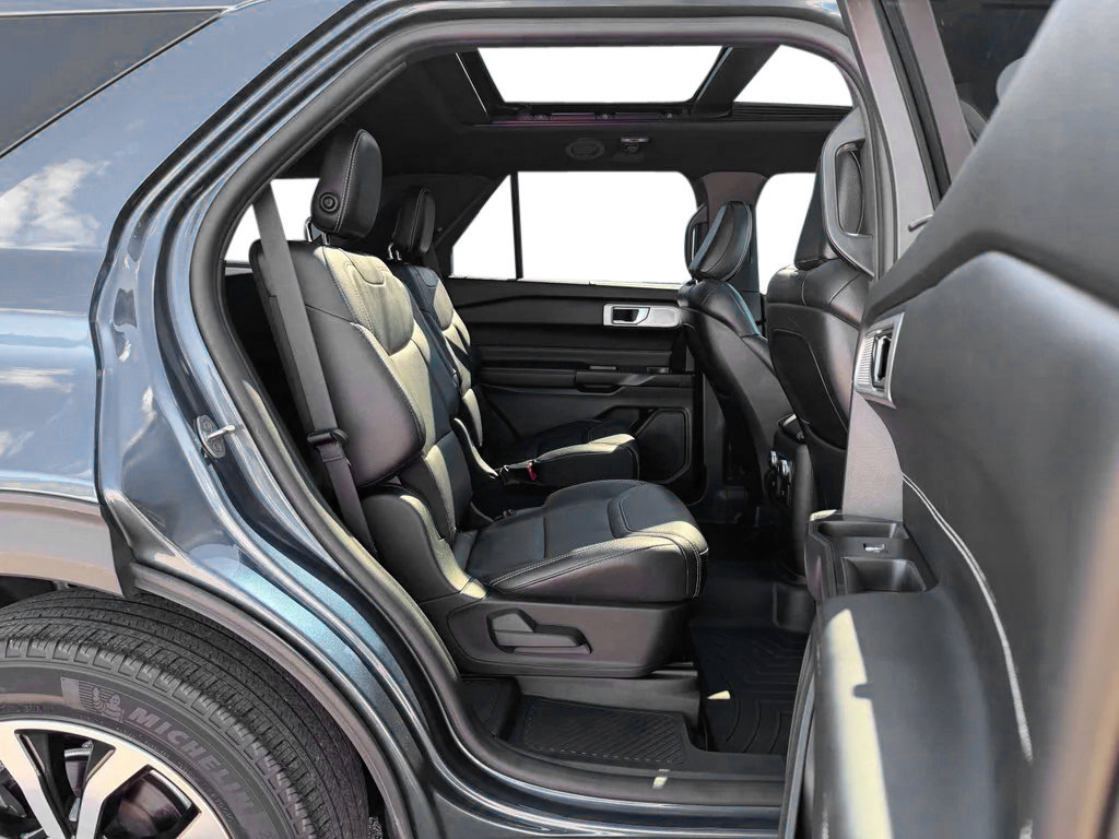 Used 2020 Ford Explorer ST w/ Premium Technology Package AWD/4WD image 31