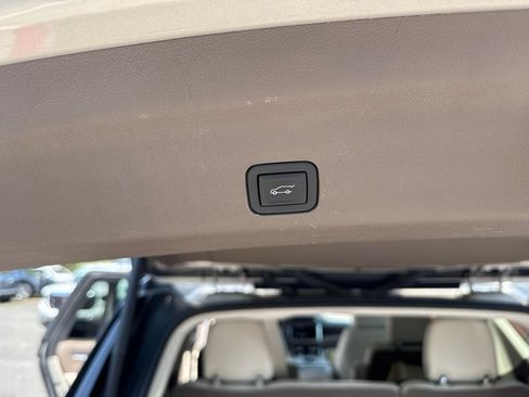 Certified 2024 GMC Yukon Denali AWD/4WD image 18