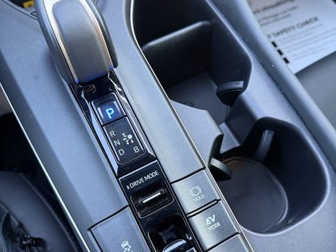 Certified 2023 Toyota Crown Limited w/ Advanced Technology Package image 16