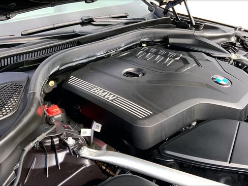 Used 2020 BMW 530i w/ Convenience Package RWD image 33