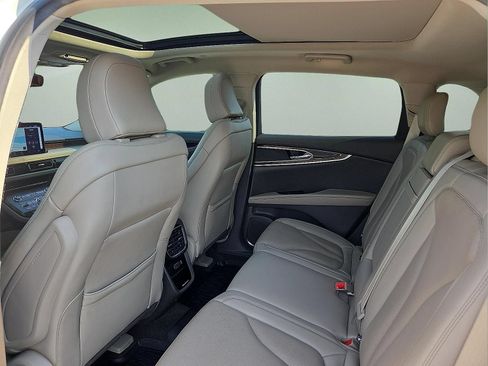 Used 2022 Lincoln Nautilus Reserve FWD image 9