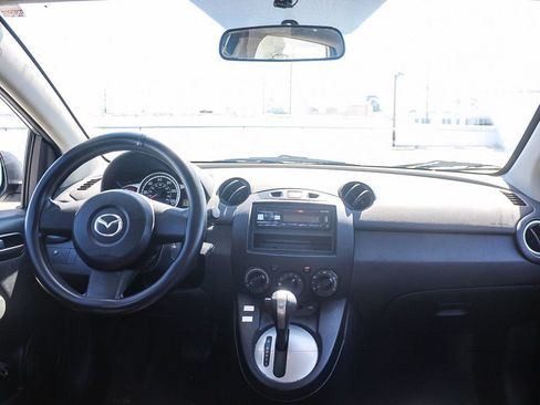 Used 2011 MAZDA MAZDA2 Sport FWD image 13