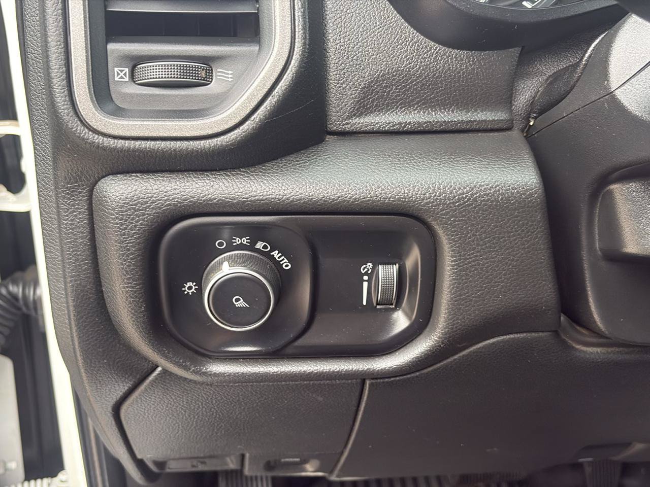 Used 2022 RAM 2500 Tradesman AWD/4WD image 16