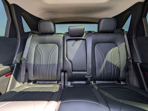 Used 2026 Ford Escape SE w/ PHEV Premium Package FWD image 35