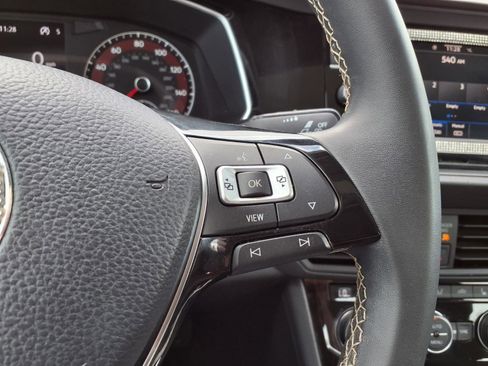 Used 2021 Volkswagen Jetta SE w/ SE Cold Weather Package image 24