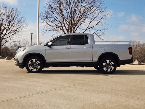 Certified 2017 Honda Ridgeline RTL image 4