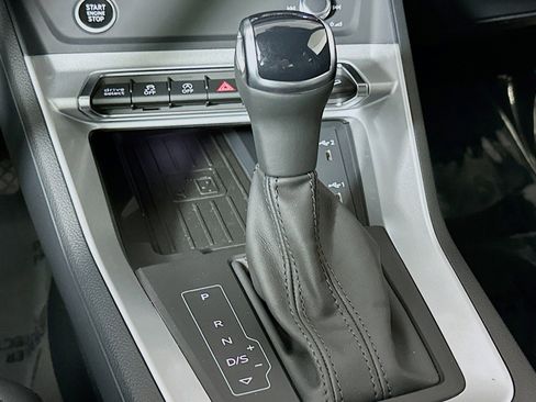 New 2025 Audi Q3 2.0T Premium image 7