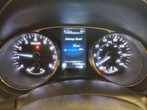 Used 2015 Nissan Rogue S AWD/4WD image 23