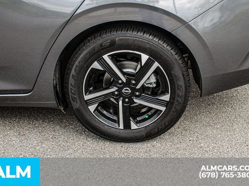 Used 2024 Nissan Sentra SV FWD image 15