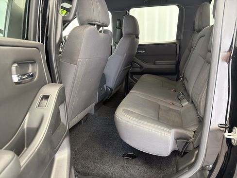 Used 2023 Nissan Frontier SV w/ Midnight Edition Package AWD/4WD image 12