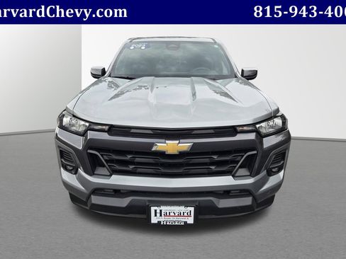 Used 2023 Chevrolet Colorado LT w/ LT Convenience Package II AWD/4WD image 2