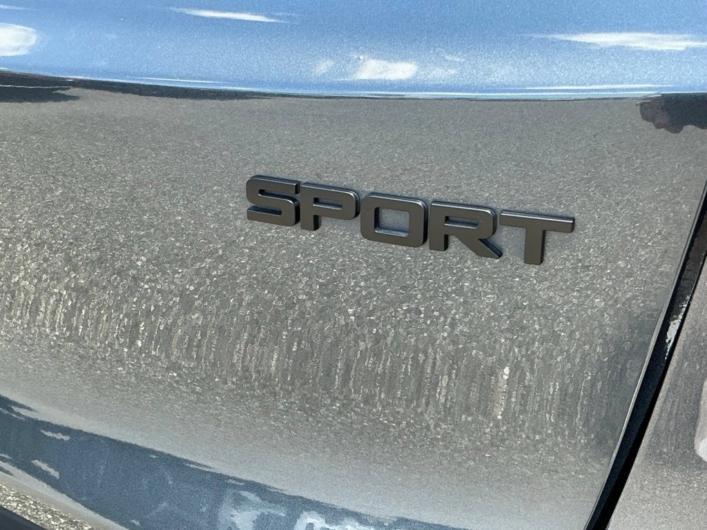 Certified 2025 Honda CR-V Sport image 22