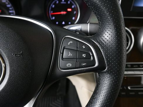 Used 2018 Mercedes-Benz GLC 300 image 11