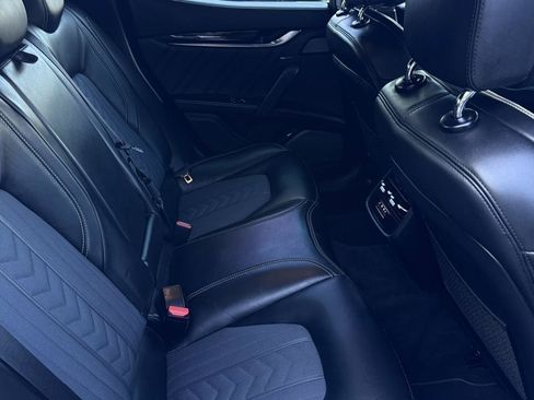 Used 2019 Maserati Ghibli S GranLusso AWD/4WD image 36
