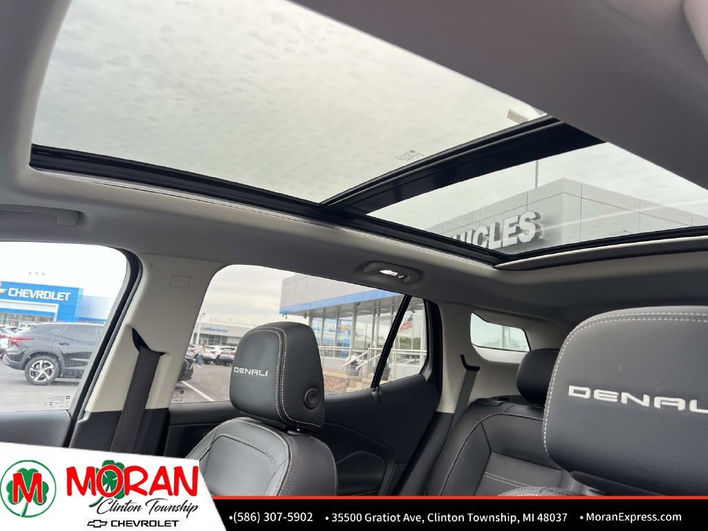 Used 2023 GMC Terrain Denali w/ Denali Premium Package AWD/4WD image 22