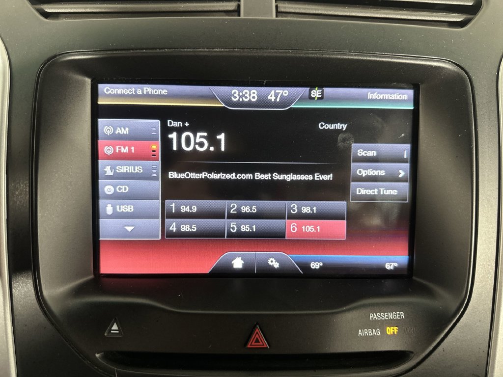 Used 2015 Ford Explorer XLT w/ Equipment Group 202B AWD/4WD image 16