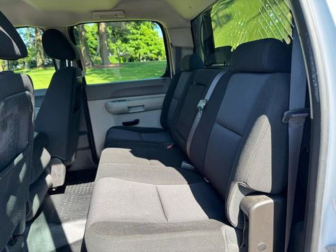 Used 2012 Chevrolet Silverado 3500 W/T RWD image 18