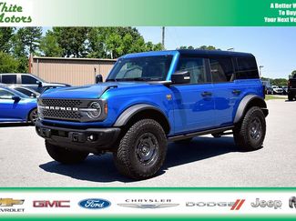 Used 2025 Ford Bronco Badlands AWD/4WD video 1