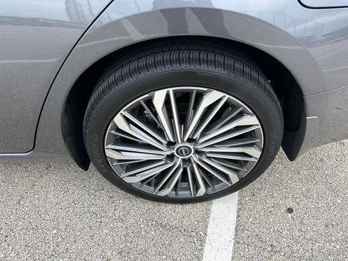 New 2025 Nissan Altima 2.5 SL image 36