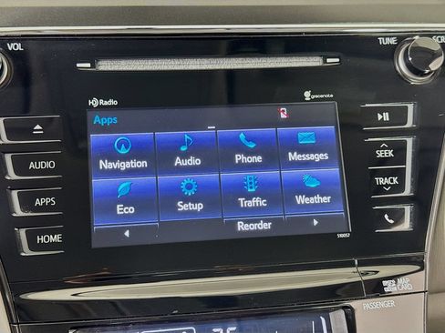 Used 2015 Toyota Prius V Five FWD image 31