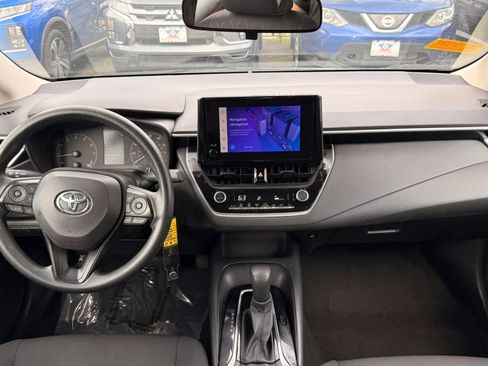 Used 2023 Toyota Corolla LE FWD image 15