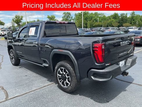 Used 2024 GMC Sierra 2500 Denali Ultimate AWD/4WD image 18