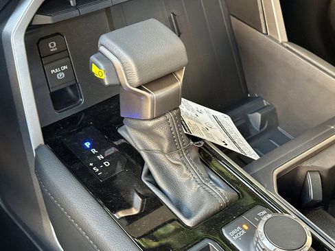 New 2025 Toyota Tundra Limited image 23